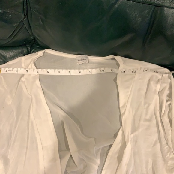 EVOGUES Sheer Short Sleeve Crop Shrug 🍀 - Picture 5 of 7